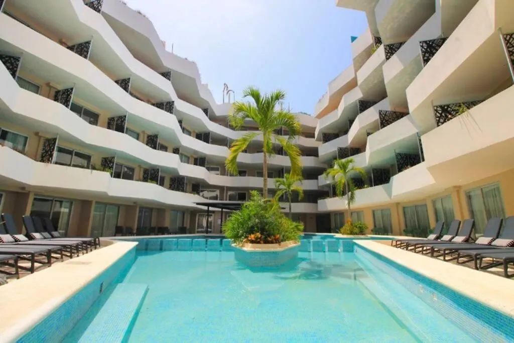 Playa Sirena In Playa Del Carmen, Mexico Messico
